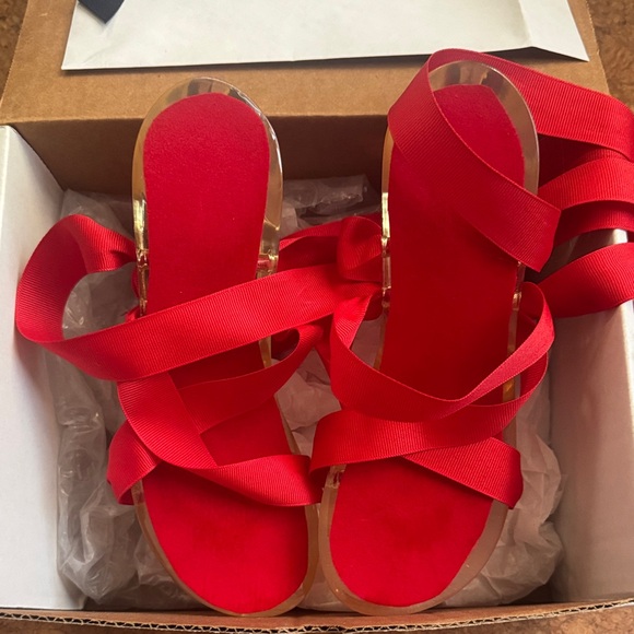 Vintage inspired Marilyn Monroe resin heels dazzling tootsie pinup - Picture 4 of 5